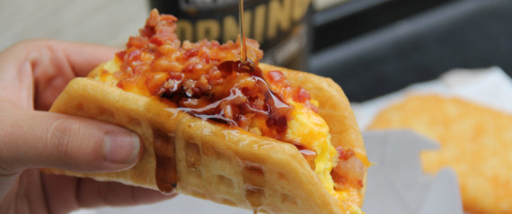 Comes with bucket and diaper